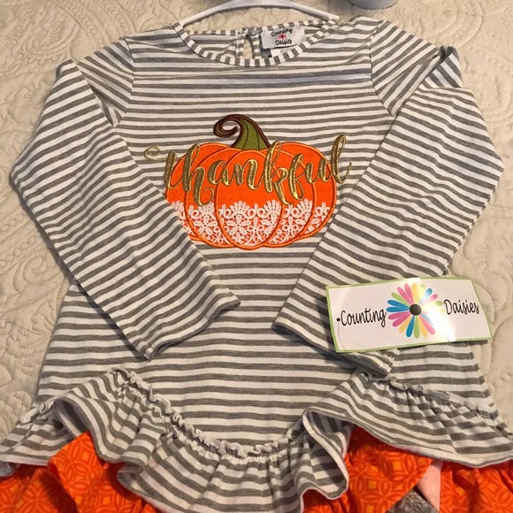 Counting Daisies Girls Thanksgiving Dress With Five Rows of Ruffles  NEW - Picture 8 of 12